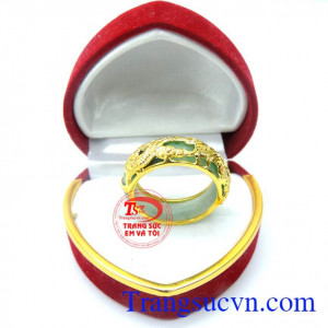 Nhẫn nam rồng ngọc bọc vàng