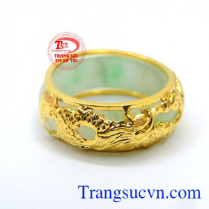 Nhẫn ngọc bọc rồng bản nhỏ vàng 10k đeo hợp thời trang, chất lượng vàng đảm đeo bền đẹp sáng bóng, tinh tế và sang trọng dành cho phái mạnh