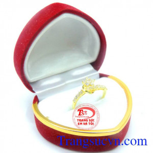 Nhẫn vàng nữ tính ngôi sao