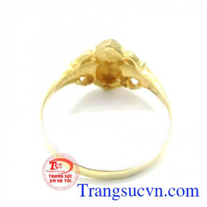 Thiết kế nhẫn nữ theo yêu cầu, những mẫu nhẫn nữ đẹp nhất, giao toàn quốc. Nhẫn nữ vàng hoa cách điệu