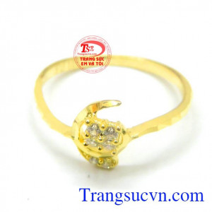 Nhẫn nữ vàng tây giá rẻ, nhẫn vàng hà nội, Uy tín, khách hàng ưa chuộng, nhẫn vàng đẹp. Nhẫn nữ vàng điệu đà TSVN