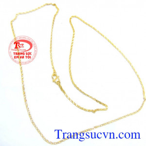 Dây chuyền nữ vàng tây quý phái kết hợp cùng mặt dây chuyền nữ tinh tế và quyến rũ