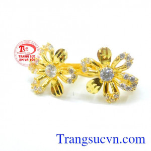 Hoa tai vàng nở hoa đá kết đẹp hoa tai dành cho phái đẹp kiểu dáng thiết kế độc đáo sản phẩm bán trên toàn quốc
