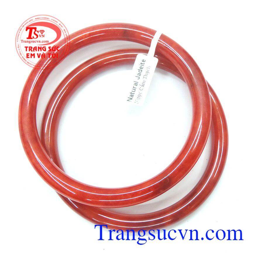 Đôi vòng ngọc cho nữ quý phái