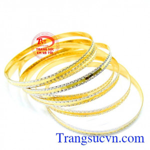 Bộ vòng tuần nữ tính thời trang