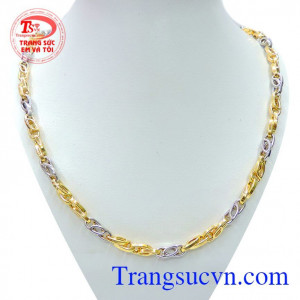 Công ty trang sức em và tôi chuyên cung cấp dây chuyền nam vàng tây sang trọng