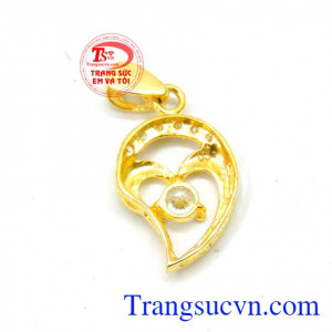 Mặt dây chuyền nữ vàng sang trọng