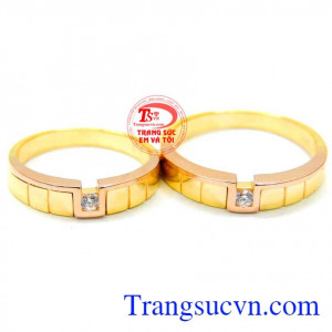 Thể hiện được niềm hạnh phúc mãi mãi yêu thương nhau đến đầu bạc răng long