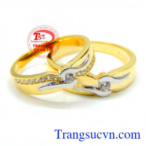 Nhẫn cưới 14k tình yêu bền đẹp đem lại nhiều điều tốt đẹp trong hạnh phúc yêu thương tượng trưng cho một tình yêu cao cả bền đẹp và mãi mãi không chia ly
