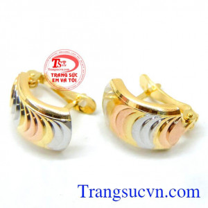 Hoa tai nữ 18k kiểu ý đẹp là sản phẩm nữ trang hoa tai vàng tây, vàng 18k đảm bảo chất lượng vàng.