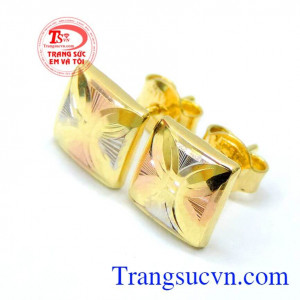 Bán sản phẩm hoa tai vàng chất lượng đảm bảo và uy tín, khách hàng ưa chuộng khi sử dụng, Hoa tai 18k mặt vuông ý nghĩa
