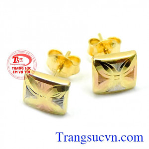 Hoa tai 18k mặt vuông ý nghĩa