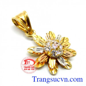 Mặt chuyền nữ,mặt dây vàng đẹp,đeo hợp thời trang