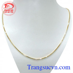dây chuyền mảnh nhỏ cho những ai thích sự nhẹ nhàng tinh tế, đeo mang lại may mắn,
