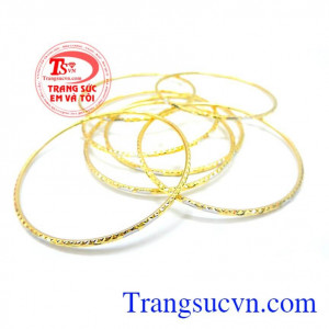 Vòng tay vàng tây đẹp.