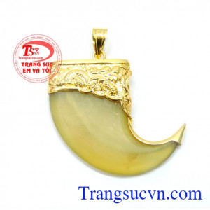 Mặt dây vàng 10k nam tính khắc rồng kiểu đẹp.