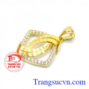 Mặt dây chuyền nữ vàng