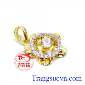 Mặt chuyền nữ, mặt dây vàng đẹp, đeo hợp thời trang, mặt dây chuyền sáng bóng