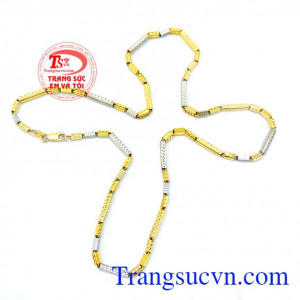 Dây chuyền nam sang trọng, tinh tế