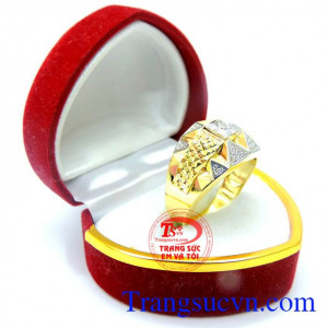 Sản phẩm nhẫn nam vàng tây được khách hàng bình chọn nhiều năm uy tín trên thị trường trong và ngoài nước