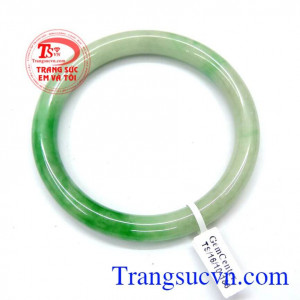 Vòng ngọc tự nhiên may mắn đẹp