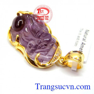 Vì vậy cũng là một món quà phù hợp cho những ai muốn mua đá phong thủy làm quà biếu cho ông bà – cha mẹ để tỏ chút lòng thành kính , biết ơn, Tỳ hưu thạch anh tím tài lộc