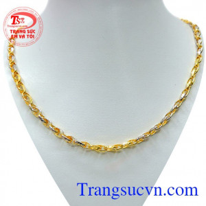 Dây chuyền 10k cho nam đẹp khi nói đến thời trang nam giới, bí quyết để có một phong cách tuyệt vời nằm ở cách chọn cho mình sao cho mình một dây chuyền sao cho hợp
