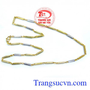 Dây chuyền nam sang trọng, thời trang