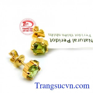 Peridot là loại đá có màu sắc kết hợp giữa vàng cao quý và xanh lục hi vọng nên nó giúp người đeo xua tan nỗi sợ hãi trong đêm tối và đem lại cho họ đức tính ôn hòa, Hoa tai peridot nữ trẻ trung đẹp