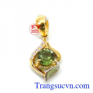 Mặt saphire nữ tính sang trọng là mặt dây thời trang,Mặt nữ sapphire đen Kiểu mẫu đa dạng, Tinh tế,Trang sức cao cấp Tôn vinh Đẳng cấp