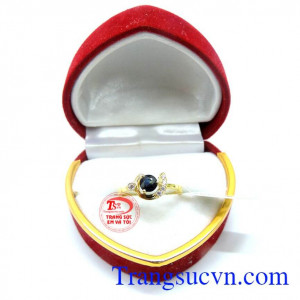Nhẫn saphire nữ duyên dáng đẹp sang trọng. 