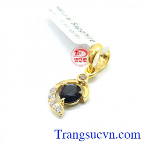 Mặt saphire nữ tính điệu đà