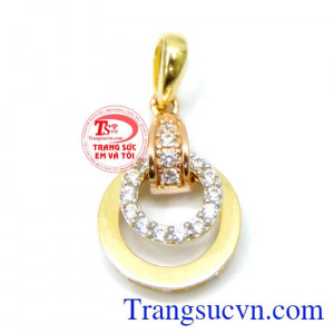 Mặt nữ yêu thương đá kết đẹp thiết kế tinh tế và xinh xắn sẽ tô điểm cho cổ của mình trong mùa giáng sinh này xuất hiện trên thị trường với