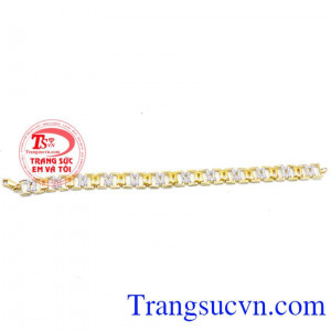 Với hơn một trăm mẫu lắc tay vàng đẹp chắc chắn sẽ khiến bạn hài lòng. Lắc nữ xinh xắn vàng 14k đẹp