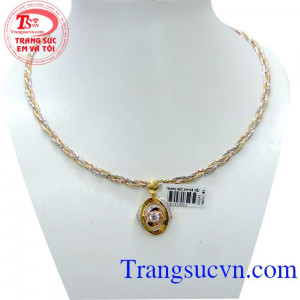 Bộ nữ trang đeo dịu dàng đẹp bạn luôn bị cuốn hút bởi vẻ đẹp kiêu sa và quý phái nữz tính của kiềng nữ