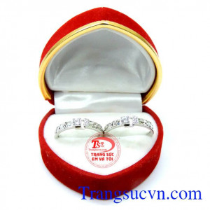 Nhẫn cưới vàng trắng