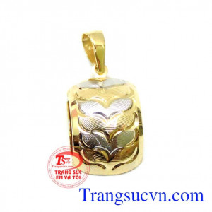 Mặt dây nữ đẹp duyên dáng đẹp chắc chắn bạn sẽ rất hài lòng khi được tự mình trải nghiệm vẻ đẹp của mặt dây trang sức
