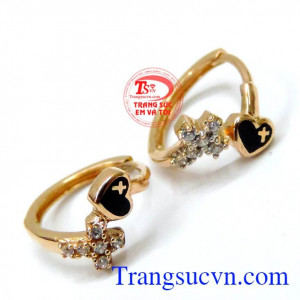 mang đến niềm vui, vẻ đẹp sang trọng và quý phái mà vẫn vô cùng hiện đại và trẻ trung cho phái đẹp, Hoa tai nữ trái tim yêu thương