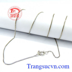 Công ty trang sức em và tôi, Dây chuyền nữ món quà yêu thương