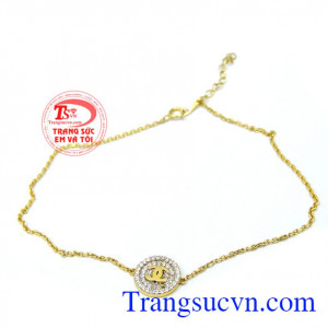 Lắc chân cá tính đẹp là lắc chân nữ tinh tế và quý phái.