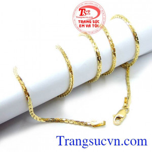 Dây chuyền nữ 18k đeo quý phái