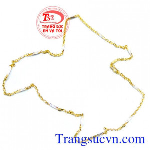 Dây chuyền nam đeo đẳng cấp là sản phẩm dây chuyền vàng đeo hợp thời trang, Dây chuyền nam vàng tây chất lượng dây chuyền vàng đảm bảo chât lượng và uy tín