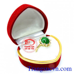 Nhẫn nữ jadeite cho người mệnh hỏa