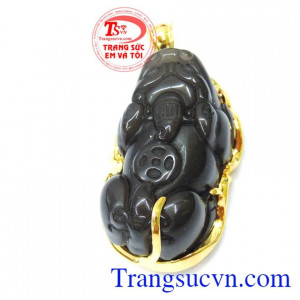 Mặt tỳ hưu opsidian phát tài 14k có tác dụng mang mại may mắn,