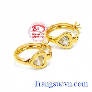 Trái tim tượng trưng cho sự tinh khiết và nhỏ bé, trong tình yêu đó còn là một tinh yêu thuần khiết, trong sáng.