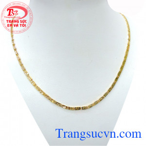 Dây chuyền nam vàng đeo mạnh mẽ thể hiện đẳng cấp dành cho nam đeo hợp thời trang và sang trọng