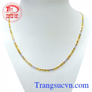 Dây chuyền nữ mảnh ngọt ngào là món đồ trang sức không thể thiếu được