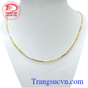 Dây chuyền vàng 10k nữ xinh Người phụ nữ sẽ trở nên đẹp hoàn hảo và nổi bật trong đám đông