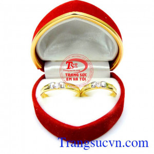 Đôi nhẫn cưới món quà hạnh phúc