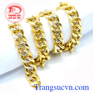 Dây chuyền nam vàng tây sang trọng Dây chuyên nam sáng bóng